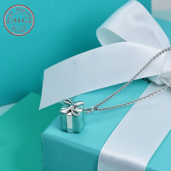 real silver love necklace tote bag pendant necklaces cyan motor charm fashion classic tiff designer jewelry for womens girls ladybug necklac
real silver love necklace tote bag pendant necklaces cyan motor charm fashion classic tiff designer jewelry for womens girls ladybug necklac