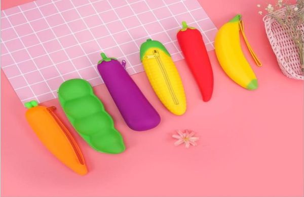 22cm cute vegetables coin pen bag purse keychain children silicone toy pressure relief board controller toys creativity popp6030633, White
22cm cute vegetables coin pen bag purse keychain children silicone toy pressure relief board controller toys creativity popp6030633, White
