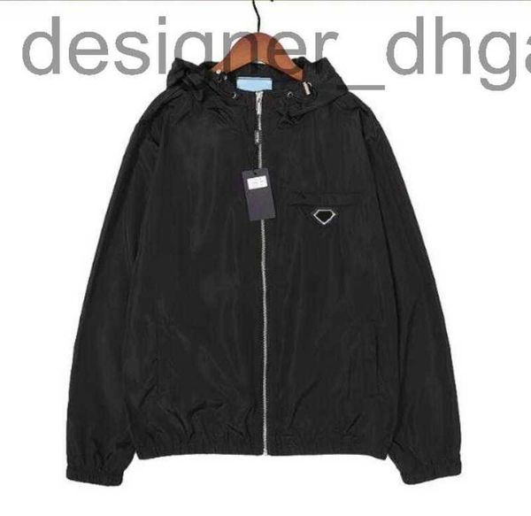 men's jackets designer2022 new designer men's jacket men's jackets high-end triangle paste decoration women's sai dress, Black;brown
men's jackets designer2022 new designer men's jacket men's jackets high-end triangle paste decoration women's sai dress, Black;brown