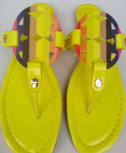 designer slides slippers lady slipper gladiator sandal classic fashion flat flip flops the upper is made of cowhide rubber sole go8955365, Black
designer slides slippers lady slipper gladiator sandal classic fashion flat flip flops the upper is made of cowhide rubber sole go8955365, Black