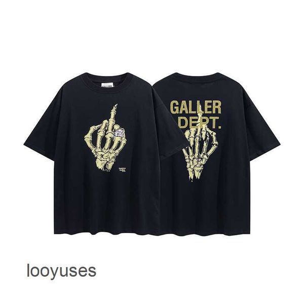 trendy t shirt galleryes 2023 mens tshirts dept gold stamped letter skull hand bone print men's women's loose short sleeve t-shirt, White;black
trendy t shirt galleryes 2023 mens tshirts dept gold stamped letter skull hand bone print men's women's loose short sleeve t-shirt, White;black