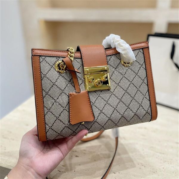 designer crossbody wallet tote bag purse chain locking clasp satchel shoulder square lock double letters clutch flap purses wallet273p, Red;black
designer crossbody wallet tote bag purse chain locking clasp satchel shoulder square lock double letters clutch flap purses wallet273p, Red;black