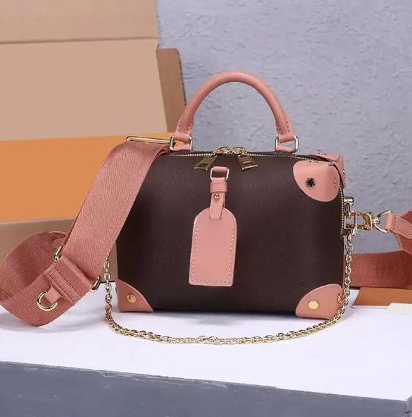 luxury shoulder bag handbag 2023 woman leather chain classic embossed chain rivet corner cross body messenger bag travel bag crossbody purse
luxury shoulder bag handbag 2023 woman leather chain classic embossed chain rivet corner cross body messenger bag travel bag crossbody purse