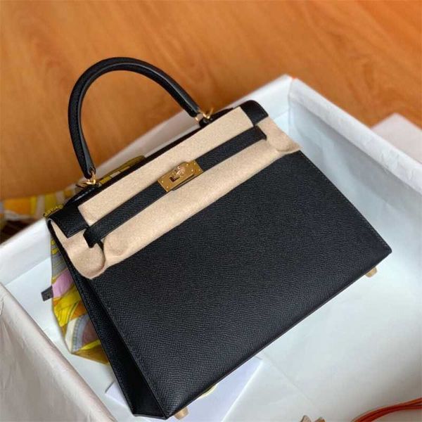 bags h ermes kellier 25 28 32 black gold/silver buckle original epsom leather fully handmade honey wax thread
bags h ermes kellier 25 28 32 black gold/silver buckle original epsom leather fully handmade honey wax thread