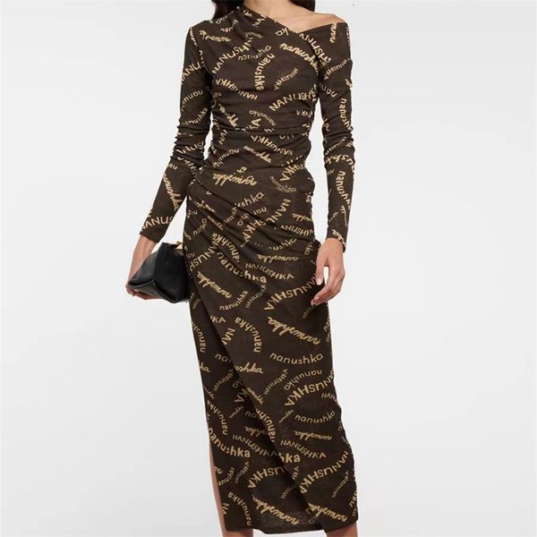 skirts hungarian minority letter print split suit skirt women's retro style asymmetrical shoulder pleated with slit 230420, Black
skirts hungarian minority letter print split suit skirt women's retro style asymmetrical shoulder pleated with slit 230420, Black
