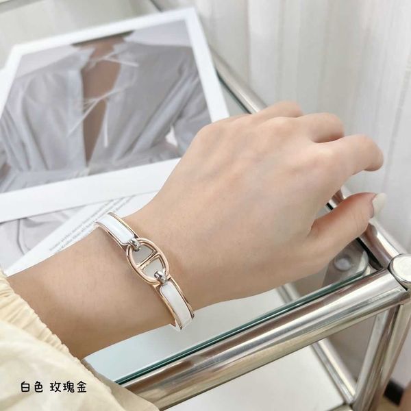 hemres designer bracelet 2023 seasonal new h style boutique ornaments pig nose with 9 colors for high beauty gift box male and female studen, Black
hemres designer bracelet 2023 seasonal new h style boutique ornaments pig nose with 9 colors for high beauty gift box male and female studen, Black