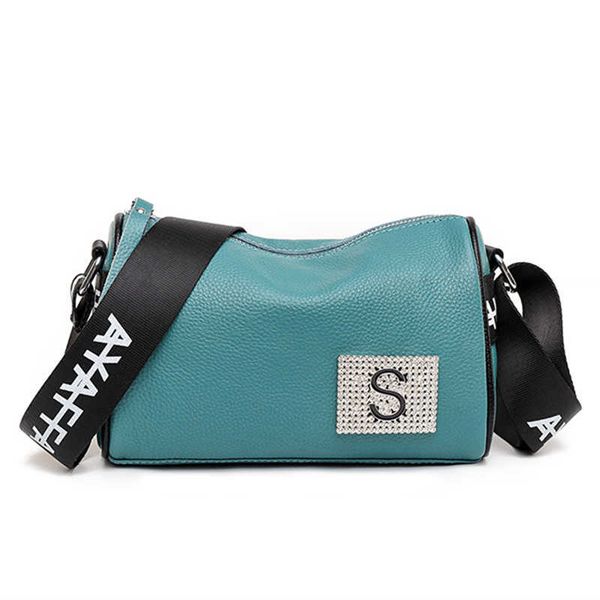 evening bags 100 genuine leather women handbags women's bag soft cowhide female shoulder bag fashion luxury brand messenger bag j230419
evening bags 100 genuine leather women handbags women's bag soft cowhide female shoulder bag fashion luxury brand messenger bag j230419