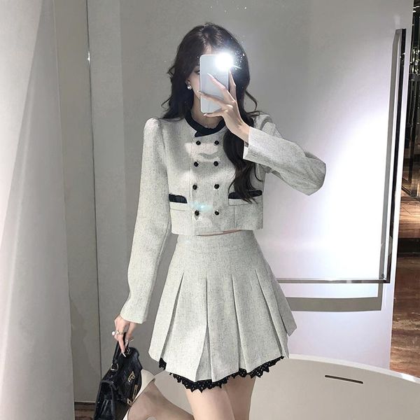 dress autumn new 2022 women outfits temperament small fragrance short jacket + high waist pleated mini skirt two piece set, White
dress autumn new 2022 women outfits temperament small fragrance short jacket + high waist pleated mini skirt two piece set, White