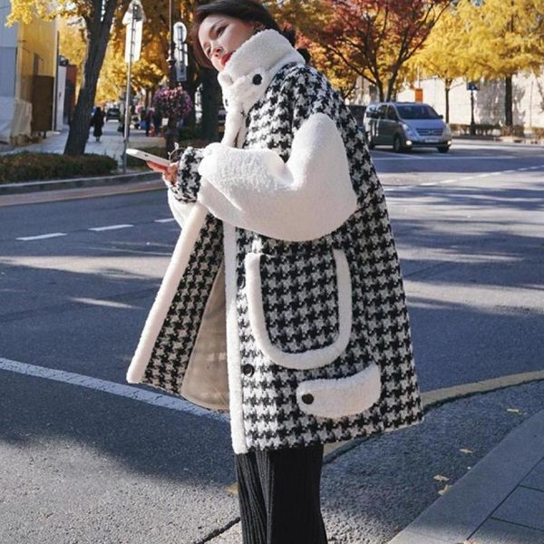 fur new womens plaid woolen jacket autumn winter thickened warm outerwear female korean imitation lamb wool coat casual trench coats, Black
fur new womens plaid woolen jacket autumn winter thickened warm outerwear female korean imitation lamb wool coat casual trench coats, Black