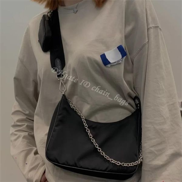 luxurys designers nylon hobos handbag shoulder bag triangle letters flap half moon women crossbody tote bags fashion handbags tote306w
luxurys designers nylon hobos handbag shoulder bag triangle letters flap half moon women crossbody tote bags fashion handbags tote306w