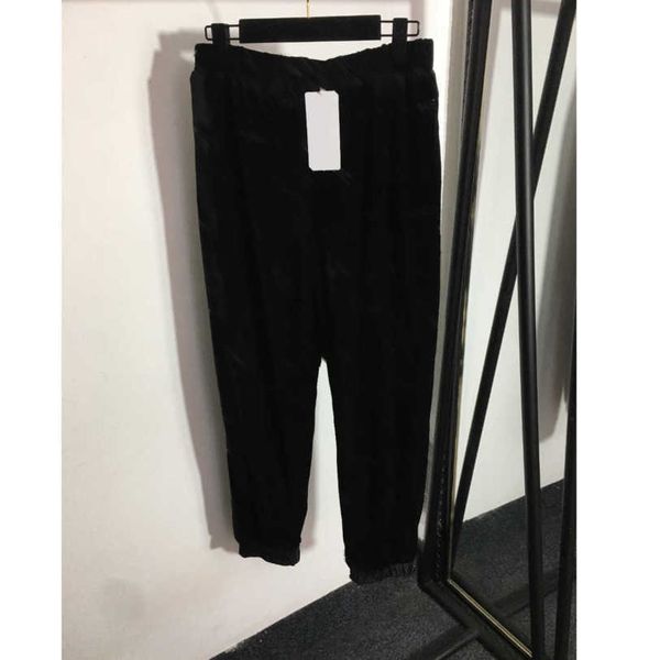 23ss womens pants womens designer clothing small fragrance wind sequin letter silk flannelette pants casual pants high waist trousers clothi, Black;white
23ss womens pants womens designer clothing small fragrance wind sequin letter silk flannelette pants casual pants high waist trousers clothi, Black;white