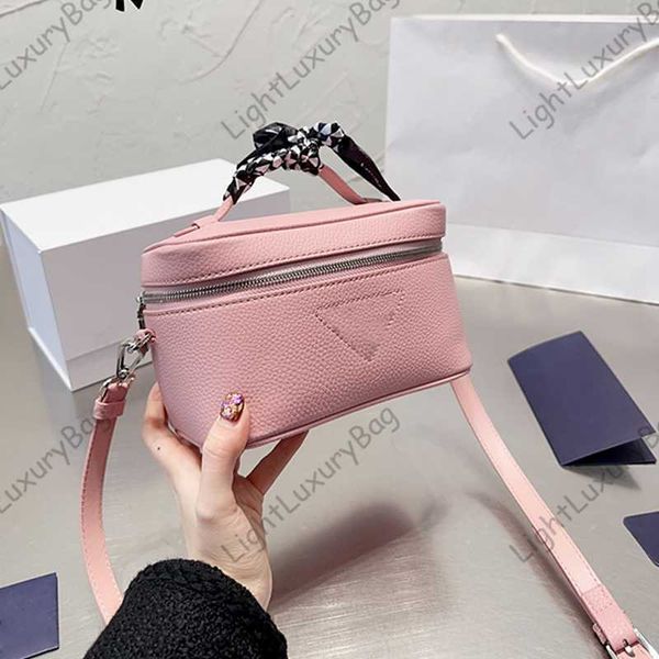 fashion three pieces set shoulder bags hobos 2023 luxurys designers handbag messenger women braned crossbody wallet composite chains canvas
fashion three pieces set shoulder bags hobos 2023 luxurys designers handbag messenger women braned crossbody wallet composite chains canvas