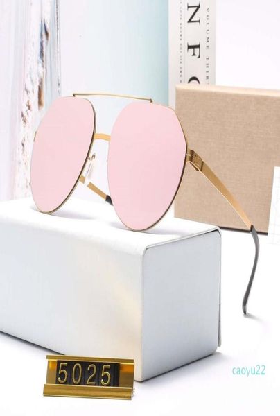 wholedesigner sunglasses new fashion sunglasses man womens beach glasses uv400 letters 5025 4 colors optional with box2281886, White;black
wholedesigner sunglasses new fashion sunglasses man womens beach glasses uv400 letters 5025 4 colors optional with box2281886, White;black