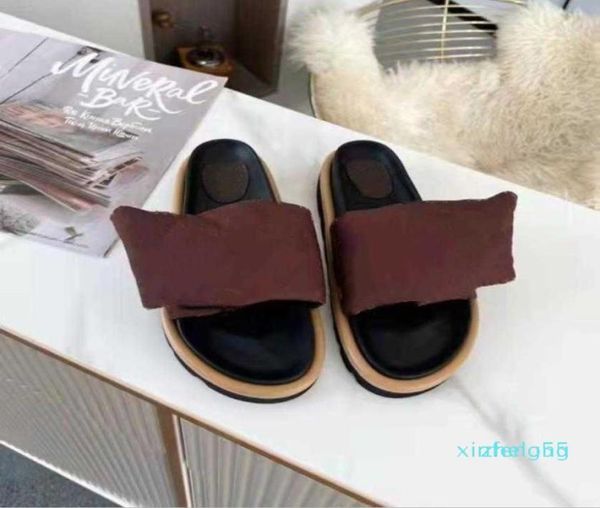 women nylon flat slippers pool pillow comfort down strap mule men slipper designer lady letter printed rubber sole slide sandal9229470, Black
women nylon flat slippers pool pillow comfort down strap mule men slipper designer lady letter printed rubber sole slide sandal9229470, Black