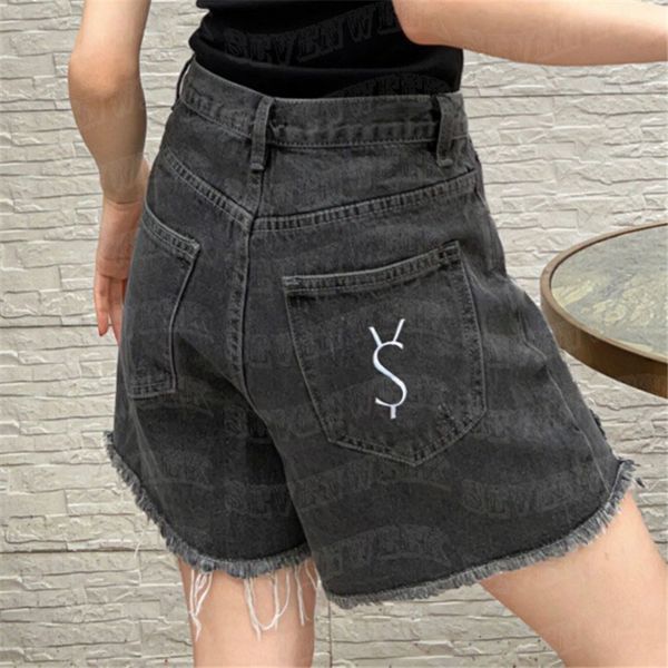 letter embroidery women jeans denim shorts fashion ripped pants summer casual short pant for woman, White;black
letter embroidery women jeans denim shorts fashion ripped pants summer casual short pant for woman, White;black