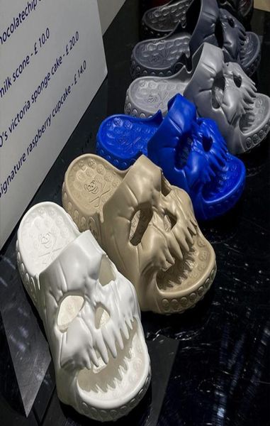 spring summer slipper light weight flat antislip shoes skull design single band skull shape house slippers slides for woman2701444, Black
spring summer slipper light weight flat antislip shoes skull design single band skull shape house slippers slides for woman2701444, Black