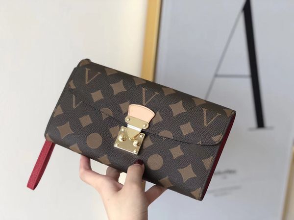 fashion designer wallets luxury womens long purses brown flowers letters credit card holder ladies slim plaid money clutch bags high-quality, Red;black
fashion designer wallets luxury womens long purses brown flowers letters credit card holder ladies slim plaid money clutch bags high-quality, Red;black