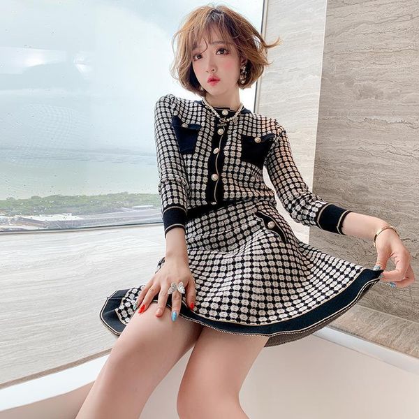 dress women new chic knitted jacquard skirt 2 piece set women elegant ocollar cardigan sweater+elastic force aline skirt set autumn, White
dress women new chic knitted jacquard skirt 2 piece set women elegant ocollar cardigan sweater+elastic force aline skirt set autumn, White
