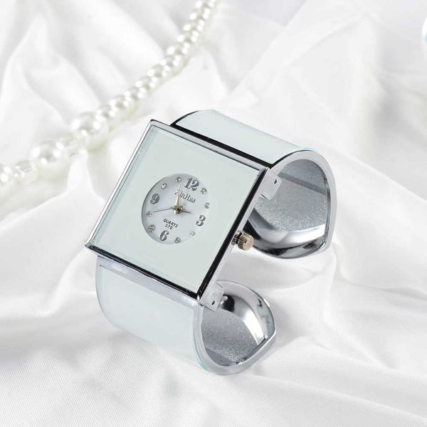 wristwatches women's big stainless steel bracelet watches women watches luxury crystal ladies watch women clock reloj mujer relogio fem, Slivery;brown
wristwatches women's big stainless steel bracelet watches women watches luxury crystal ladies watch women clock reloj mujer relogio fem, Slivery;brown
