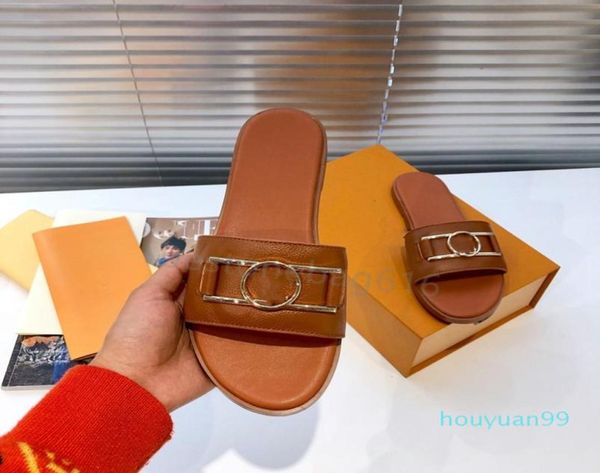 2022 leather slipper women lady outsole summer goldtone circle buckle accessory lock it flat mule slides slipper thong sandal sho3188604, Black
2022 leather slipper women lady outsole summer goldtone circle buckle accessory lock it flat mule slides slipper thong sandal sho3188604, Black