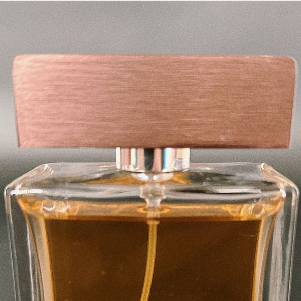 2023 men/women perfume the one fragrance 75ml eau de parfum long lasting smell perfumes pure fragrance salon fragrances
2023 men/women perfume the one fragrance 75ml eau de parfum long lasting smell perfumes pure fragrance salon fragrances