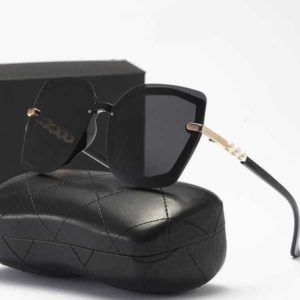 fashion ch designer cool sunglasses canel 2021 new polarized sunglasses women's frameless live flat driving glasses, White;black
fashion ch designer cool sunglasses canel 2021 new polarized sunglasses women's frameless live flat driving glasses, White;black