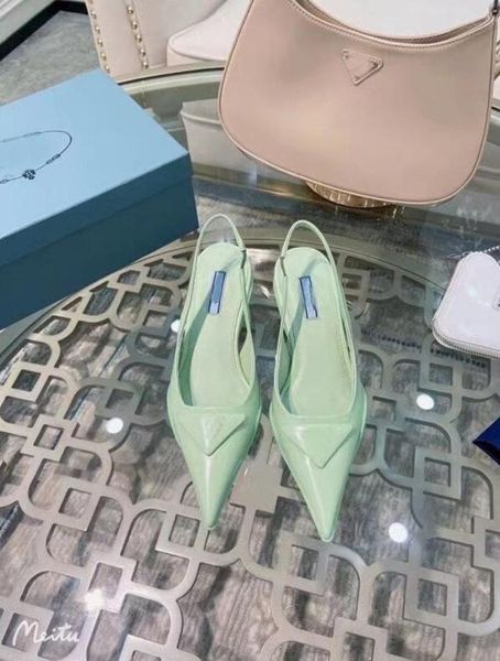 2023 women039s sandals designer shoes fashion pointy paint real leather back trip strap snake bottom middle heel 33282620, Black
2023 women039s sandals designer shoes fashion pointy paint real leather back trip strap snake bottom middle heel 33282620, Black