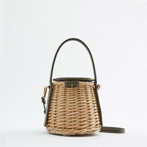 2023 new fashion shoulder bags brand handmade weave crossbody wicker basket bag for women designer handbags beach ladies summer cylindrical
2023 new fashion shoulder bags brand handmade weave crossbody wicker basket bag for women designer handbags beach ladies summer cylindrical