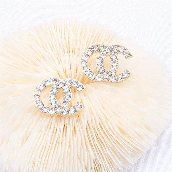 c letter earrings studs women fashion simple designer rhinestone pendant ear charm street party jewelry lucky gold white k color 9243m, Golden;silver
c letter earrings studs women fashion simple designer rhinestone pendant ear charm street party jewelry lucky gold white k color 9243m, Golden;silver