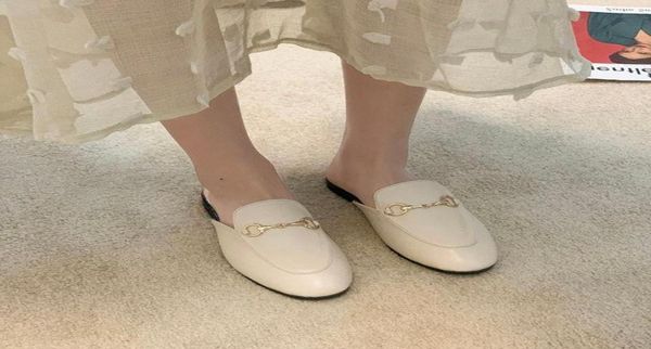slippers luxury embroidered bee mules metal buckle leather flat shoes girls comfortable halfdrag women039s8933941, Black
slippers luxury embroidered bee mules metal buckle leather flat shoes girls comfortable halfdrag women039s8933941, Black