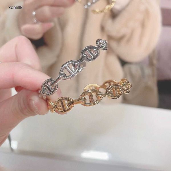 hermm designer bracelet v gold plated mijin pig nose ot smooth face bracelet quality crafted circle horizontal bar sweet personality uueh, Black
hermm designer bracelet v gold plated mijin pig nose ot smooth face bracelet quality crafted circle horizontal bar sweet personality uueh, Black