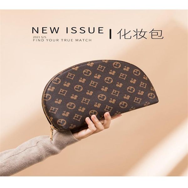 4pcs set women cosmetic bags famous makeup bao designer travel pouch make up handbag ladies cluch purses organizador toiletry bag 279l, Red;black
4pcs set women cosmetic bags famous makeup bao designer travel pouch make up handbag ladies cluch purses organizador toiletry bag 279l, Red;black