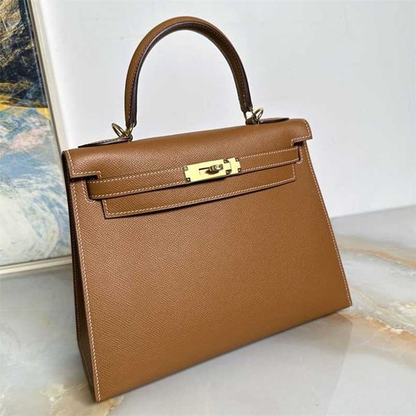 handmade thread hand genuine pattern leather handheld women'sqq with h logo high quality
handmade thread hand genuine pattern leather handheld women'sqq with h logo high quality