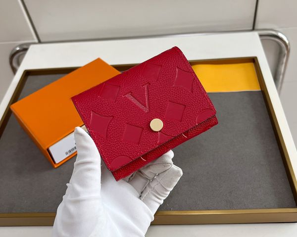 fashion designer wallets luxury womens short purses embossed flowers letters credit card holders ladies plaid money clutch bags with origina, Red;black
fashion designer wallets luxury womens short purses embossed flowers letters credit card holders ladies plaid money clutch bags with origina, Red;black