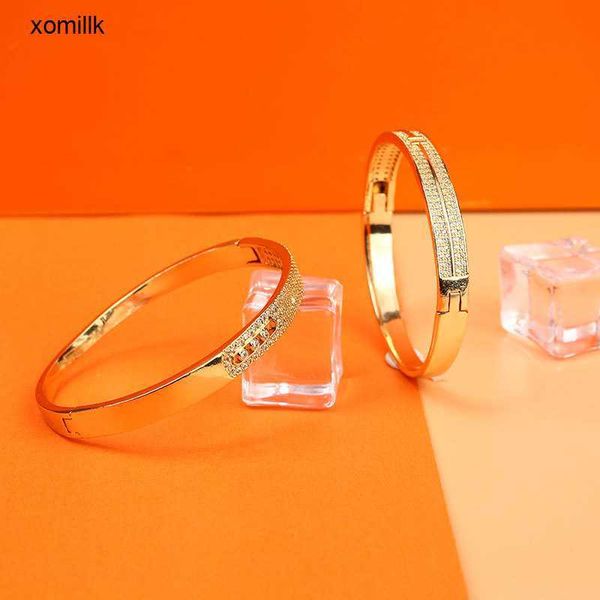 hermm designer bracelet better selling copper micro inlay jewelry plated with genuine gold and zirconium simple personalized party trend, Black
hermm designer bracelet better selling copper micro inlay jewelry plated with genuine gold and zirconium simple personalized party trend, Black