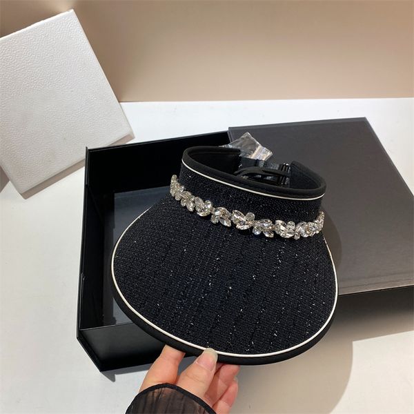 luxury diamond visors caps crystal empty hat women rhinestone hats summer sports golf casquette, Blue;gray
luxury diamond visors caps crystal empty hat women rhinestone hats summer sports golf casquette, Blue;gray