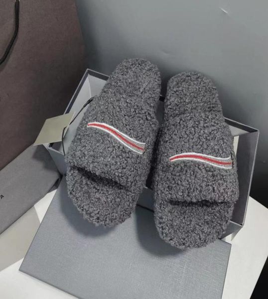 luxury slide designer fashion women wool sandals warm comfort slippers mens woman slipper shoes autumn winter slides scuffs sandal1404086, Black
luxury slide designer fashion women wool sandals warm comfort slippers mens woman slipper shoes autumn winter slides scuffs sandal1404086, Black