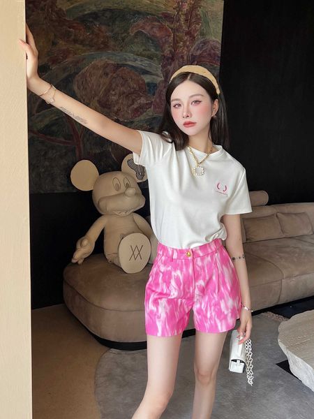 23ss women short sets casual suit womens designer clothing round neck pure cotton logo embroidery short sleeve t-shirt shorts set women clot, White
23ss women short sets casual suit womens designer clothing round neck pure cotton logo embroidery short sleeve t-shirt shorts set women clot, White