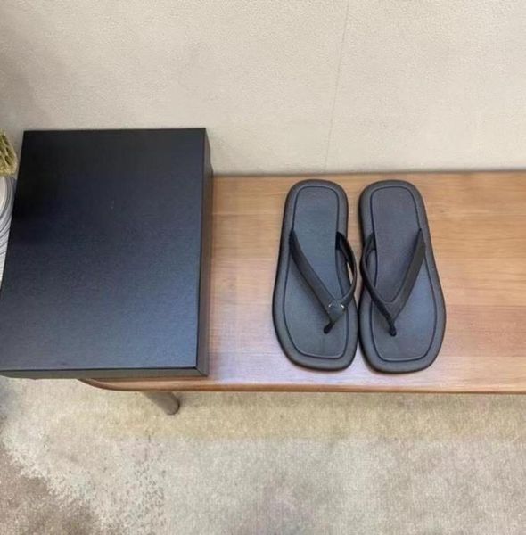 2022 slipper designer slide summer sandals fashion beach indoor flat flip flops leather lady women shoes ladies slippers size 3546991204, Black
2022 slipper designer slide summer sandals fashion beach indoor flat flip flops leather lady women shoes ladies slippers size 3546991204, Black