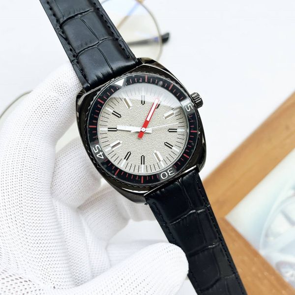 new style three stitches luxury mens watches quartz watch brand designer clock rubber belt men fashion accessories holiday gifts, Slivery;black
new style three stitches luxury mens watches quartz watch brand designer clock rubber belt men fashion accessories holiday gifts, Slivery;black