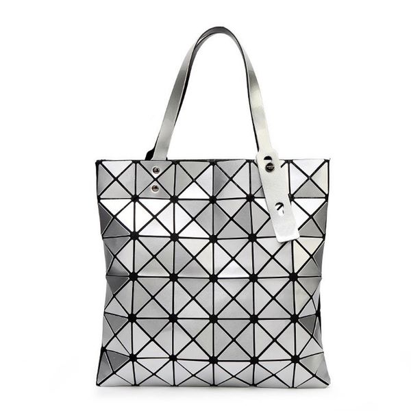 2021 new fashion women's bag sequin geometric lingge trend one shoulder portable japanese laser267s, Black;red
2021 new fashion women's bag sequin geometric lingge trend one shoulder portable japanese laser267s, Black;red