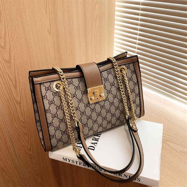 2022 factory whole hong printed light luxury women's bag fashion high-capacity one shoulder portable messenger tote bag e253u
2022 factory whole hong printed light luxury women's bag fashion high-capacity one shoulder portable messenger tote bag e253u