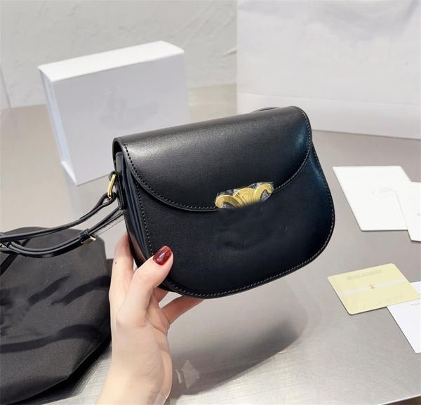 2023 designers brand bag triomphe smooth cowhide bag women teen handbag golden chain shopping bags lady wallet luxurys crossbody bag real le
2023 designers brand bag triomphe smooth cowhide bag women teen handbag golden chain shopping bags lady wallet luxurys crossbody bag real le