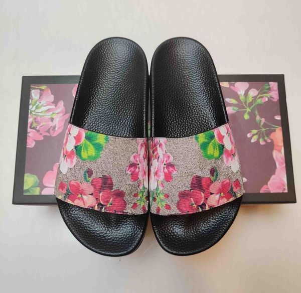 2021 designer mens womens summer sandals show style beach slippers ladies flip flops loafers slides shoes with box 844007, Black
2021 designer mens womens summer sandals show style beach slippers ladies flip flops loafers slides shoes with box 844007, Black