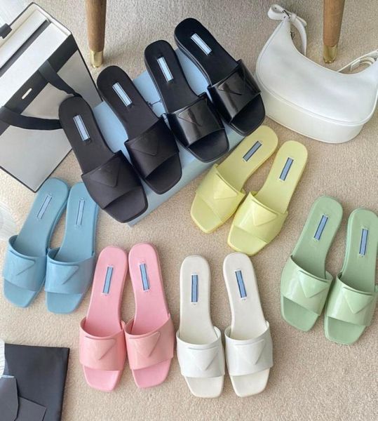 2022 luxury designer triangular slipper brushed leather slides flat bottom elegant and casual outdoor women039s square head sli6888895, Black
2022 luxury designer triangular slipper brushed leather slides flat bottom elegant and casual outdoor women039s square head sli6888895, Black