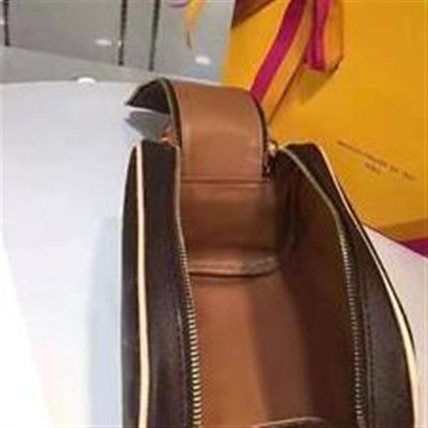 classical style high-end quality women travelling toilet bag lady wash bag large capacity cosmetic bags makeup toiletry bag po264h
classical style high-end quality women travelling toilet bag lady wash bag large capacity cosmetic bags makeup toiletry bag po264h