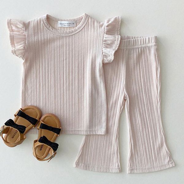 clothing sets 1 5yrs summer kids baby boys girls cotton flying sleeve t shirt bell bottoms set children clothes candy color 230420, White
clothing sets 1 5yrs summer kids baby boys girls cotton flying sleeve t shirt bell bottoms set children clothes candy color 230420, White