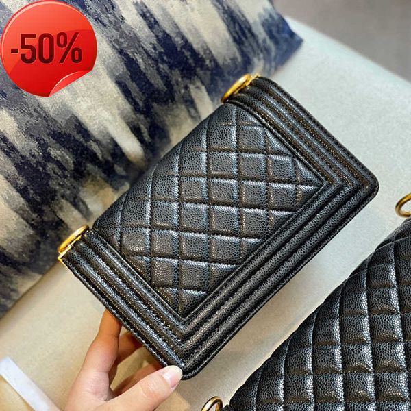 small boy channel black handbag sling side bag calfskin silver gold-tone metal adjustable chain purse lock gabrielle quilted for womenhdh
small boy channel black handbag sling side bag calfskin silver gold-tone metal adjustable chain purse lock gabrielle quilted for womenhdh