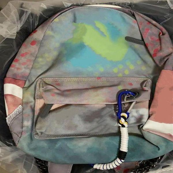 2021 women travel bags graffiti color retro shoulder backpack catwalk men casual canvas classic doodle limited edition bag222n
2021 women travel bags graffiti color retro shoulder backpack catwalk men casual canvas classic doodle limited edition bag222n