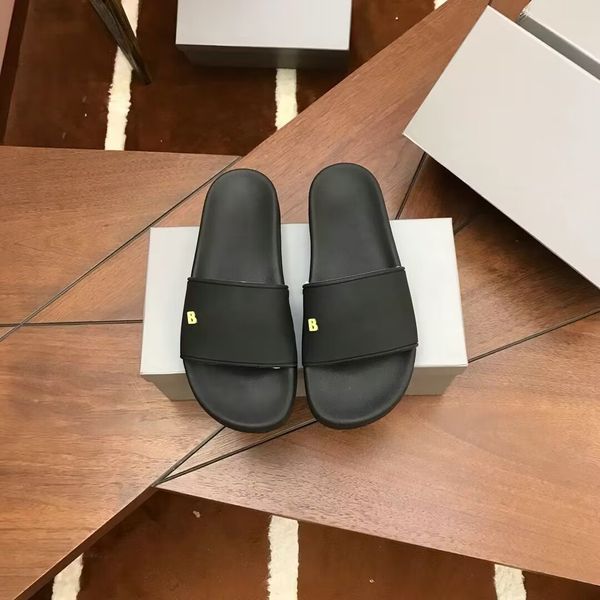 2023 new style fashion tidal current slipper sliders paris slides sandals slippers for men women designer beach flip flops, Black
2023 new style fashion tidal current slipper sliders paris slides sandals slippers for men women designer beach flip flops, Black